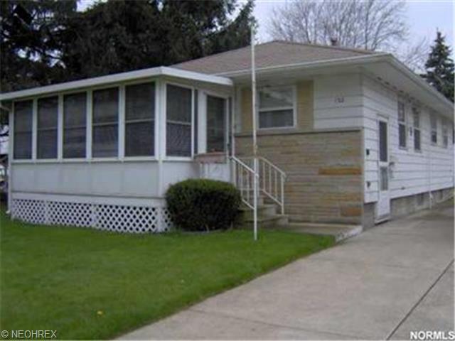 132 Seneca Ave, Elyria, OH 44035 photo 1