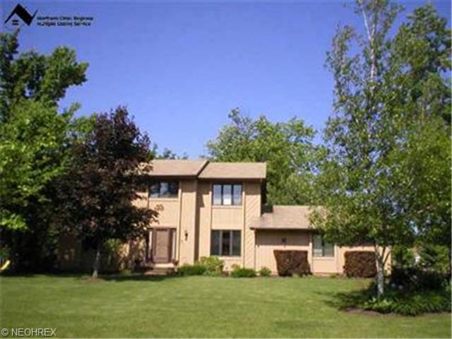 6250 Cloverly Dr, Solon, OH 44139 photo 1