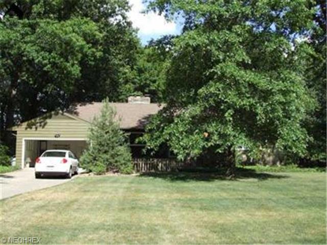 6405 Willow Dr, Independence, OH 44131 photo 1