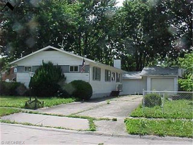 343 Boston Ave, Elyria, OH 44035 photo 1