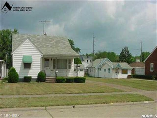2537 E 32 St, Lorain, OH 44055 photo 1