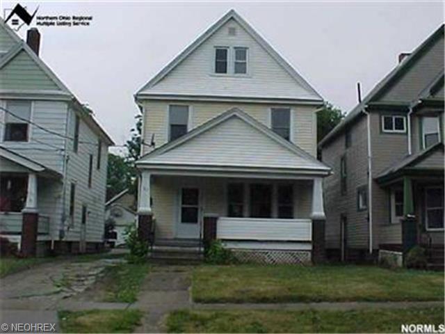 132 Parkview Ct, Elyria, OH 44035 photo 1