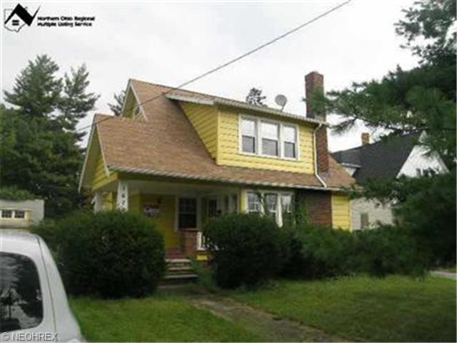 16745 Libby Rd, Maple Heights, OH 44137 photo 1