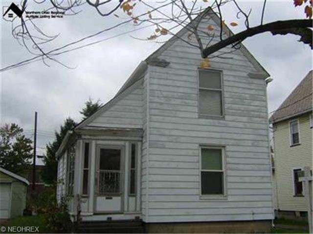 607 Dewey Ave, Elyria, OH 44035 photo 1