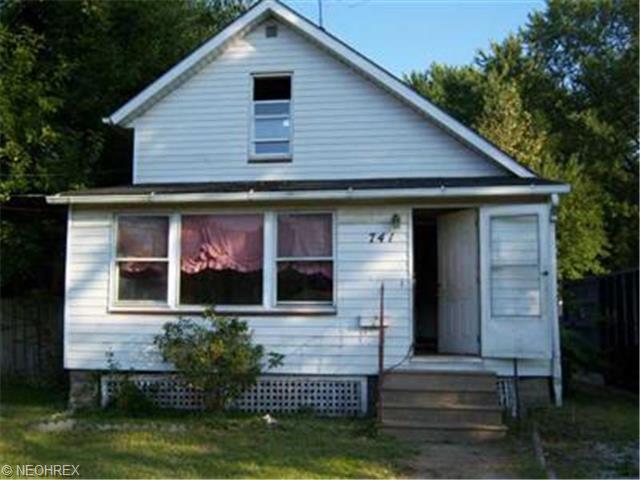 741 River Rd, Elyria, OH 44035 photo 1