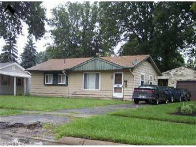 1941 E 37th St, Lorain, OH 44055 photo 1