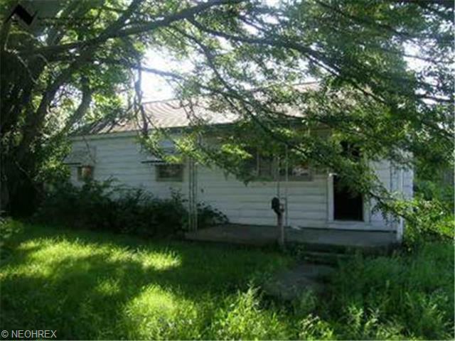 752 Infirmary Rd, Elyria, OH 44035 photo 1