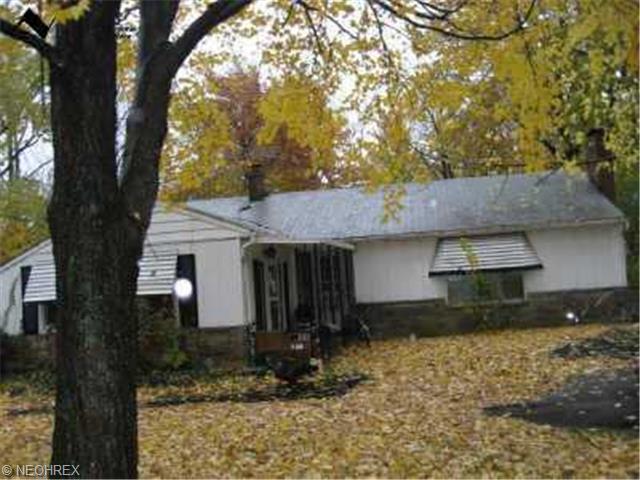2775 Stark Dr, Willoughby, OH 44094 photo 1