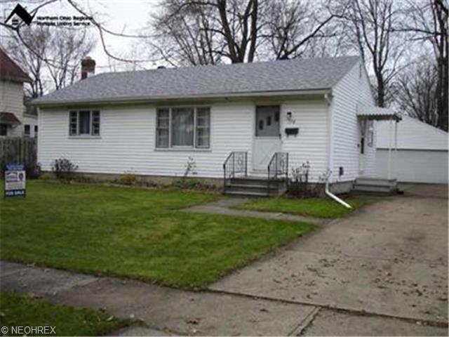 178 Seneca Ave, Elyria, OH 44035 photo 1