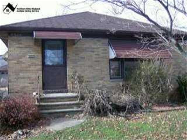 5588 E 141 St, Maple Heights, OH 44137 photo 1