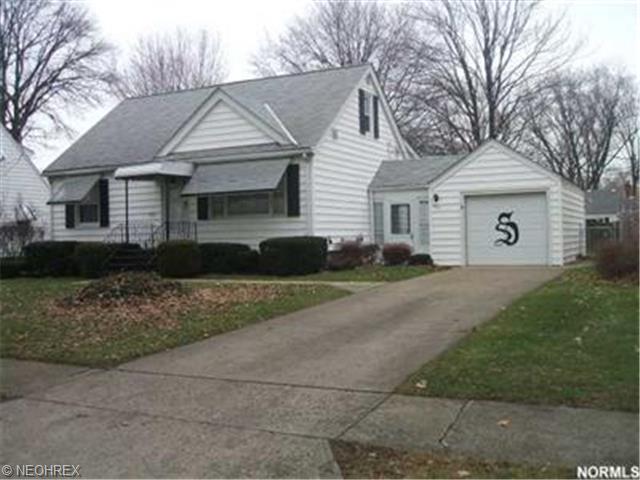 357 Harwood, Elyria, OH 44035 photo 1