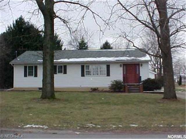 56 Pleasant, Wakeman, OH 44889 photo 1
