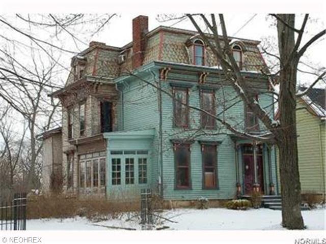321 West Ave, Elyria, OH 44035 photo 1