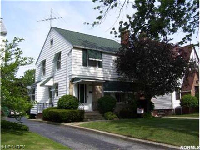 320 E 211th St, Euclid, OH 44123 photo 1