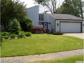 127 Dorset Ct, Elyria, OH 44035 photo 1