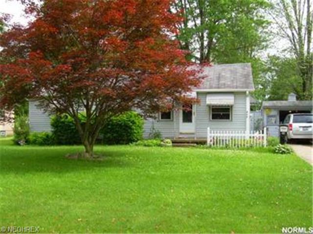 209 Kempton, Berea, OH 44017 photo 1