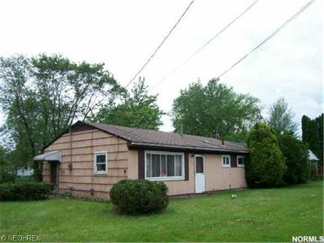72 High St, Elyria, OH 44035 photo 1