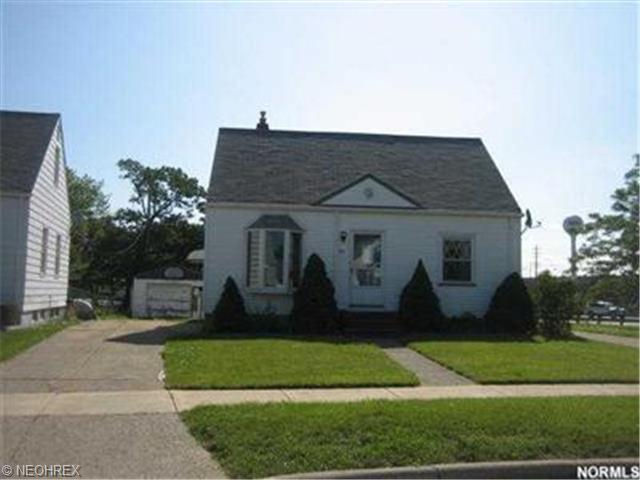 951 E 228th, Euclid, OH 44123 photo 1