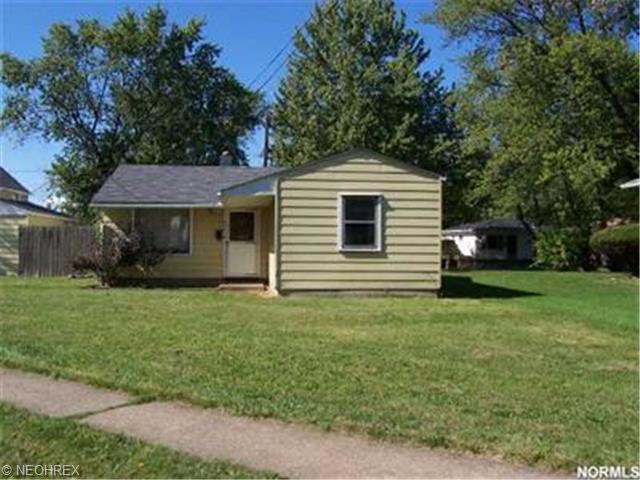 932 N W River Rd, Elyria, OH 44035 photo 1