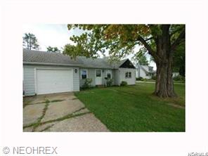 186 E Cedar St, Jefferson, OH 44047 photo 1