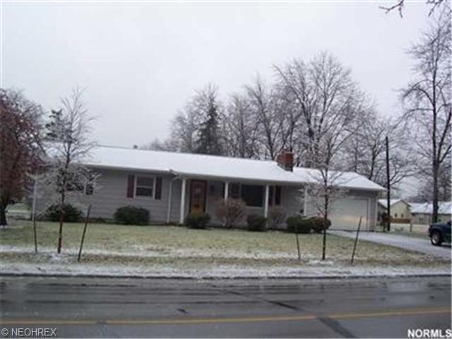 587 E Lorain St, Oberlin, OH 44074 photo 1