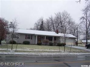 587 E Lorain St, Oberlin, OH 44074 photo 2