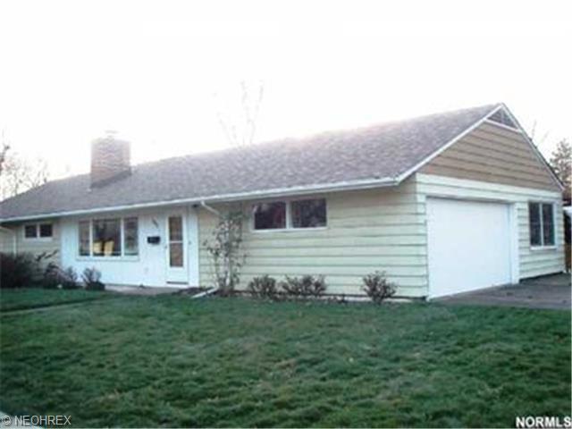 428 Adrian, Berea, OH 44017 photo 1