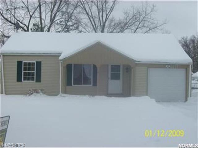 427 Berkshire, Elyria, OH 44035 photo 1