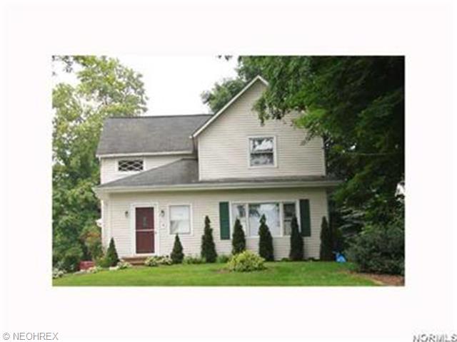 7704 Maple St, Willoughby, OH 44094 photo 1