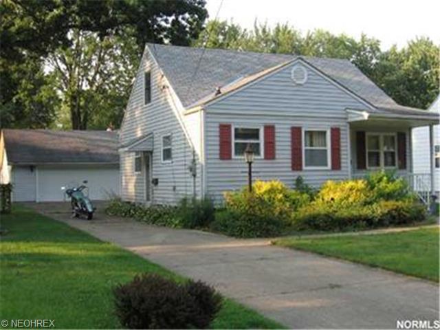 528 Harvard Ave, Elyria, OH 44035 photo 1