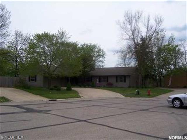736 Putney, Berea, OH 44017 photo 1