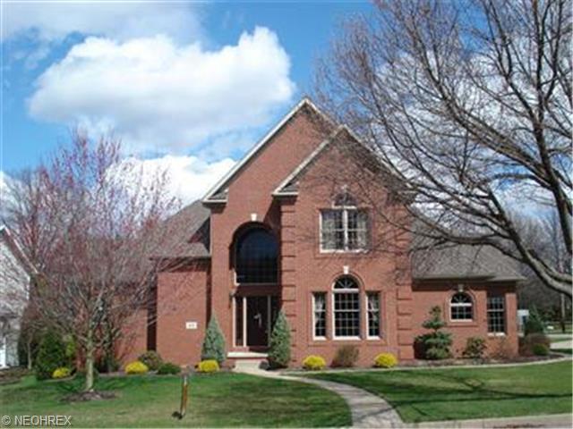 101 Poolside Ln, Dover, OH 44622 photo 1