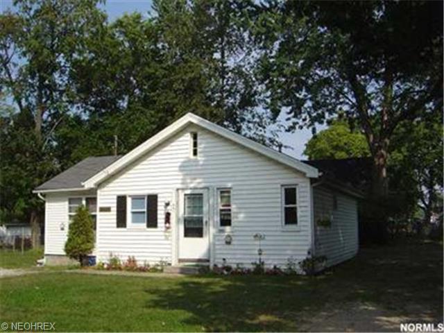 941 Peach, Willoughby, OH 44094 photo 1