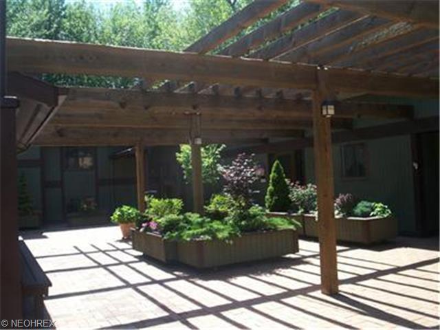 17618 Walnut Trl, Chagrin Falls, OH 44023 photo 1