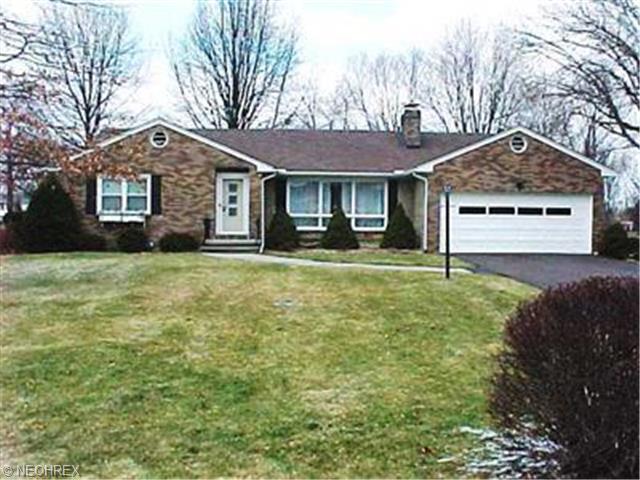 139 Crestview Dr, Elyria, OH 44035 photo 1