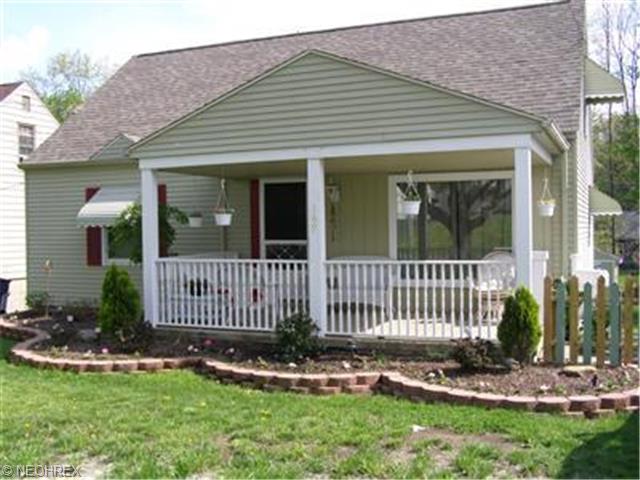 169 Terrace Dr, Youngstown, OH 44512 photo 1
