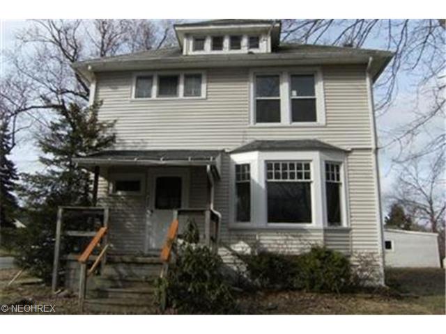 1635 W 11th St, Ashtabula, OH 44004 photo 1