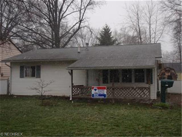 614 Denison Ave, Elyria, OH 44035 photo 1