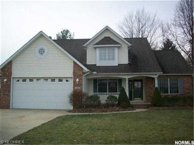 413 Augusta Dr, Elyria, OH 44035 photo 1