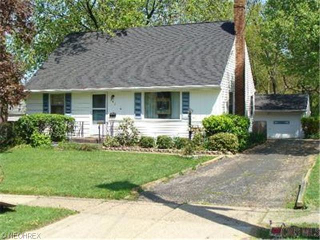 709 Berkeley St, Kent, OH 44240 photo 1