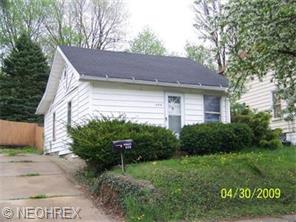 393 Baldwin Rd, Akron, OH 44312 photo 1