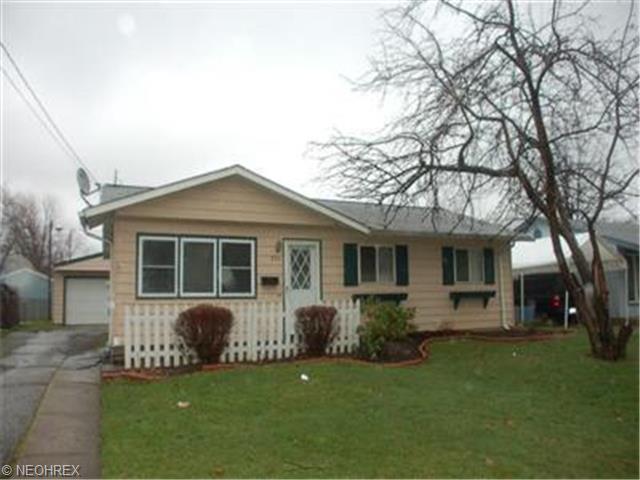 806 Concord Ave, Elyria, OH 44035 photo 1