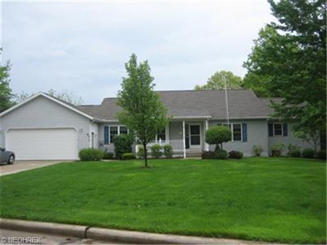 415 Pine Ln, Doylestown, OH 44230 photo 1