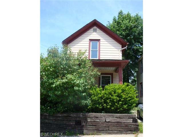 108 E Walnut St, Wadsworth, OH 44281 photo 1