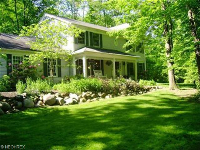 645 Deepwoods Dr, Aurora, OH 44202 photo 1