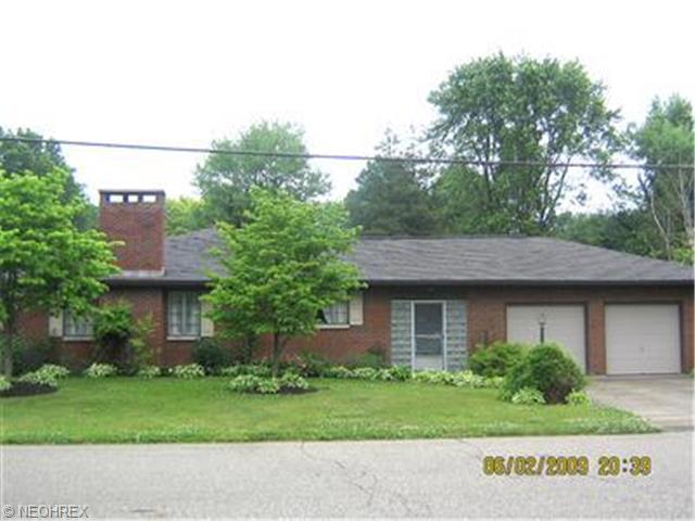 302 E 14th St, Dover, OH 44622 photo 1
