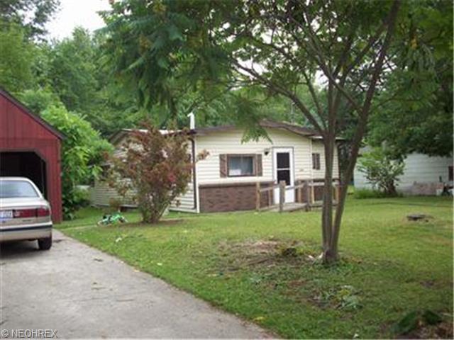 1748 W 48th St, Ashtabula, OH 44004 photo 1