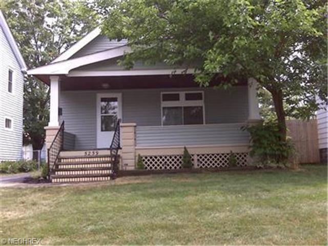 5259 Anthony St, Maple Heights, OH 44137 photo 1