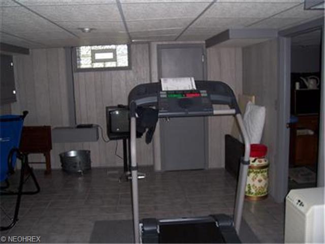 4441 South Ave, Youngstown, OH 44512 photo 7
