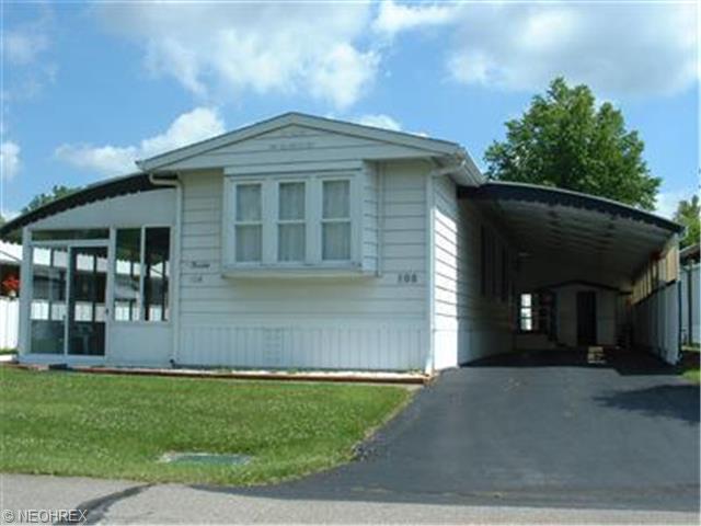 108 Brook, Brookfield, OH 44403 photo 1